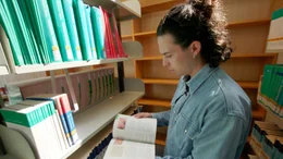 Medizinstudent Bijan k&auml;mpft gegen gef&auml;hrliche Wissensl&uuml;cken an den Universit&auml;ten.