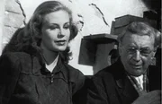 Die junge Hildegard Knef spielt die junge Fotografin Susanne (mit Darsteller Robert Forsch) in Wolfgang Staudtes "Die M&ouml;rder sind unter uns", dem ersten deutschen Nachkriegsfilm.