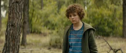 Connor (Finn Little) muss sich ohne seinen Vater in v&ouml;llig unbekanntem Terrain durchschlagen.