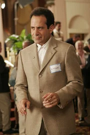 25 Jahre nach seinem Collegeabschluss erh&auml;lt Monk (Tony Shalhoub) bei der Aufkl&auml;rung eines Mordfalles die Gelegenheit, seinen damaligen Mitstudenten zu zeigen, zu welch genialen Gedankeng&auml;ngen sein wirrer Kopf f&auml;hig ist.