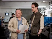 F&uuml;r Martin P&uuml;tz (J&ouml;rg Hartmann, r) ist der Hof sein Leben. Selbst der Tod seiner Frau kann daran nichts &auml;ndern aber Kommissar Frank Thiel (Axel Prahl, l) muss den Fall aufkl&auml;ren.