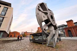 Das Schneiderad der Tunnelbohrmaschine T.R.U.D.E. kann man noch heute vor dem Museum der Arbeit bestaunen.