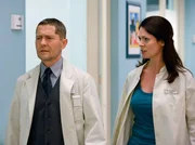 W&auml;hrend Dr. Elena Eichhorn (Cheryl Shepard) ein gro&szlig;es moralisches Problem mit Kaminskis Vorgehensweise hat, sieht Dr. Kaminski (Udo Schenk) am Ende nur das Positive und erwartet noch dazu Dankbarkeit - ohne seinen kleinen Trick, k&ouml;nnte Dr. Eichhorn kein H&auml;kchen hinter diese OP in ihrem Facharzt-Katalog machen.