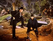 L-R: General Tecumseh Sherman (John Wayne), Gen. Ulysses S. Grant (Harry Morgan)