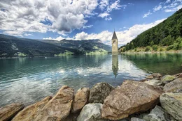 Glockenturm vom Reschensee