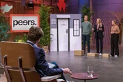 Philippe Driessen, Julia Maria Rüttgers (M.) und Sophie Schürmann präsentieren mit peers. Psychosoziale Unterstützung in online Gruppenkursen. Sie erhoffen sich ein Investment von 400.000 Euro für 10 Prozent der Firmenanteile. Philippe Driessen, Julia Maria Rüttgers (M.) und Sophie Schürmann präsentieren mit peers. Psychosoziale Unterstützung in online Gruppenkursen. Sie erhoffen sich ein Investment von 400.000 Euro für 10 Prozent der Firmenanteile.
