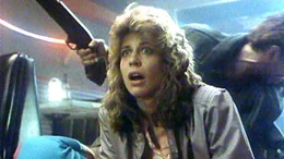 Mu&szlig; um ihr Leben k&auml;mpfen: Sarah Connor (Linda Hamilton), die vom Terminator gejagt wird..MuĂź um ihr Leben kĂ&curren;mpfen: Sarah Connor (Linda Hamilton), die vom Terminator gejagt wird..