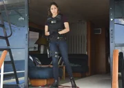 Als eine Frau von der K&uuml;stenwache aus einem Rettungsboot geborgen wird, f&uuml;hrt Tani (Meaghan Rath) und das Five-0 die Spur auf eine Yacht, dessen Passagiere alle tot sind ...