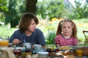 Max und Ronja Vorberg (Lukas Schust, Lucy Ella von Scheele) haben vor einiger Zeit ihre Mutter verloren.