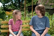 Max und Ronja Vorberg (Lukas Schust, Lucy Ella von Scheele) m&ouml;gen Carla und hoffen, dass ihr Vater Simon es schafft, sie f&uuml;r sich zu gewinnen.