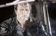 Der Terminator (Arnold Schwarzenegger) ist auf Vernichtung eingestellt.