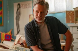 Max (Bill Pullman)  Die Verwendung des sendungsbezogenen Materials ist nur mit dem Hinweis und Verlinkung auf RTL+ gestattet.