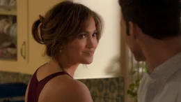 Claire Peterson (Jennifer Lopez)
