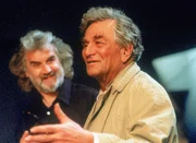 Columbo (Peter Falk) hat da noch so einige Fragen, die das Alibi des m&ouml;rderischen Hollywood-Komponisten Findlay Crawford (Billy Connolly) ersch&uuml;ttern...