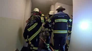 Dramatischer Gro&szlig;einsatz f&uuml;r die Feuerwehr M&uuml;nchen: Es gibt einen Vollbrand in einer Wohnung. Als der L&ouml;schtrupp eintrifft, wird der Bewohner noch immer vermisst...