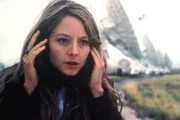 Die Astronomin Ellie (Jodie Foster) empf&auml;ngt ein Radiosignal aus dem All, das keines nat&uuml;rlichen Ursprungs sein kann: der Beweis f&uuml;r intelligentes Au&szlig;erirdisches Leben! Sie und ihre Mitarbeiter entschl&uuml;sseln den Code und finden etwas unglaubliches heraus ...