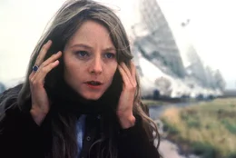Die Astronomin Ellie (Jodie Foster) empf&auml;ngt ein Radiosignal aus dem All, das keines nat&uuml;rlichen Ursprungs sein kann: der Beweis f&uuml;r intelligentes Au&szlig;erirdisches Leben! Sie und ihre Mitarbeiter entschl&uuml;sseln den Code und finden etwas unglaubliches heraus ...