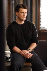 Macht sich Sorgen um seine Kollegin Kate Beckett: Richard Castle (Nathan Fillion) Macht sich Sorgen um seine Kollegin Kate Beckett: Richard Castle (Nathan Fillion)