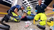 Notarzt Doktor Don-Felix Ryzek (li.) aus M&uuml;nchen muss eine junge Patientin in einer U-Bahnstation versorgen. Die Frau hat einen Krampfanfall. Die Herausforderung: Er muss schnell herausfinden ob es sich um einen epileptischen oder einen psychogenen Anfall handelt.