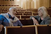 Bei einem Treffen mit der Regisseurin Margarethe von Trotta l&auml;sst Mario Adorf die Dreharbeiten von &bdquo;Die verlorene Ehre der Katharina Blum&rdquo; (1975) und &bdquo;Die bleierne Zeit&rdquo; (1981) in den sp&auml;ten 70er Jahre wieder lebendig werden.