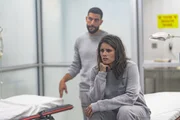 Maggie Bell (Missy Peregrym, r.); Omar Adom Zigan (Zeeko Zaki, l.)