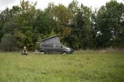 Olaf trennt sich erst einmal räumlich von Barbara und lebt in einem Camper auf dem Feld. Olaf trennt sich erst einmal räumlich von Barbara und lebt in einem Camper auf dem Feld.