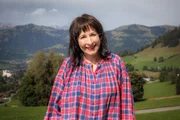 Hinter den Hecken Sabine Rebers Garten in Gstaad BE Staffel 5 Folge 5 Sabine Reber 2022 Hinter den Hecken Sabine Rebers Garten in Gstaad BE Staffel 5 Folge 5 Sabine Reber 2022