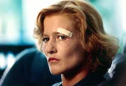 Sophie Fischer (Suzanne von Borsody). Sophie Fischer (Suzanne von Borsody).