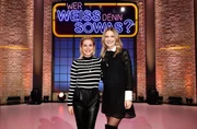 Treten bei "Wer wei&szlig; denn sowas?" als Kandidatinnen an: Die S&auml;ngerin Jeannette Biedermann (l.) und die S&auml;ngerin Linda Hesse (r.).