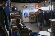 Bishop (Emily Wickersham, r.) gerät in eine scheinbar ausweglose Situation, als sie in ihrer Undercover-Identität ihre Loyalität mit einem Mord unter Beweis stellen soll ... Bishop (Emily Wickersham, r.) gerät in eine scheinbar ausweglose Situation, als sie in ihrer Undercover-Identität ihre Loyalität mit einem Mord unter Beweis stellen soll ...