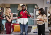 (v.l.n.r.) Gemma Johnson (Beth Behrs); Malcolm Butler (Sheaun McKinney); Tina Butler (Tichina Arnold)
