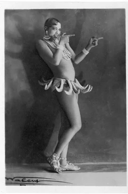 Bis ans Ende ihres Lebens nutzte Josephine Baker ihre Ber&uuml;hmtheit, um f&uuml;r ihre Ideale zu k&auml;mpfen. Die Dokumentation zeigt die Entwicklung von der T&auml;nzerin im Bananenr&ouml;ckchen hin zu einer politischen Figur.
