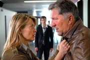 Glaubt Hauptkommissar Boris (Veit St&uuml;bner, r.) Christianes (Barbara Rudnik, l.) Verdacht gegen David (Florian Stetter, M.)?