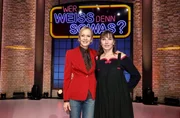 Treten bei "Wer wei&szlig; denn sowas?" als Kandidatinnen an: Die Schauspielerin Katja Flint (l.) und die Schauspielerin Meret Becker (r.).