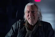 Holdenfield (Donald Sutherland) kennt Geheimnisse der NASA.