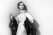 Als Josephine Baker zur Welt kam, lag das Ende der Sklaverei erst rund 40 Jahre zur&uuml;ck. Sie floh davor - und wurde doch immer wieder von Hass und Rassismus eingeholt.