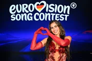 Sarah Engels gewinnt &bdquo;Eurovision Song Contest &ndash; Das Deutsche Finale 2026&ldquo; mit ihrem Song &bdquo;Fire&ldquo; und vertritt Deutschland beim Eurovision Song Contest 2026.