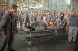 Rottmayer (Arnold Schwarzenegger, li.)