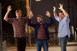 L-R: Kurt Buckman (Jason Sudeikis), Dale Arbus (Charlie Day), Nick Hendricks (Jason Bateman).