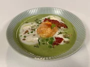 Hans-Jörg Bachmeier kocht Erbsensuppe mit gebackenem Ei. Hans-Jörg Bachmeier kocht Erbsensuppe mit gebackenem Ei.