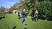 Carmen und Robert sind auf einer luxuri&ouml;sen Weltreise, auf der sie exklusive Villen und Yachten erkunden. Im ber&uuml;hmten Chateau in Cannes sto&szlig;en sie auf eine mysteri&ouml;se Tresort&uuml;r, die Carmen fasziniert.