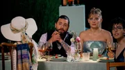 Mindblow Folge 6  Eva und Baschi sind pl&ouml;tzlich ein gl&uuml;ckliches Paar. Sebastian B&uuml;rgin als Baschi (Mitte links), Helen Wills als Eva (Mitte rechts)   Buch: Eric Andreae, Fanny Nussbaumer, Adrian Aeschbacher, Urs Humbel Regie: Eric Andreae Produktion: Shining Film AG