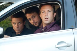 v.li.: Nick Hendricks (Jason Bateman), Dale Arbus (Charlie Day), Kurt Buckman (Jason Sudeikis)
