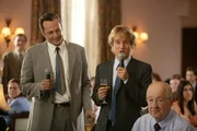 Den beiden Hochzeits-Crasher John Beckwith (Owen Wilson, r.) und Jeremy Grey (Vince Vaughn, l.) sind in ihrem Element. Denn auf einer Hochzeit lassen sich durchaus einige h&uuml;bsche M&auml;dels aufrei&szlig;en ...
