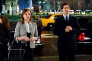 Sind von den Morgans &uuml;berrascht: Jackie Drake (Elisabeth Moss, l.) und Adam Feller (Jesse Liebman, r.) ...