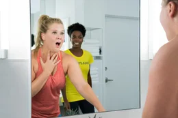 Left to right: Renee Bennett (Amy Schumer) und Tasha (Sasheer Zamata)