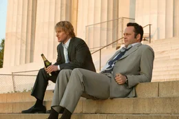 L-R: John Beckwith (Owen Wilson), Jeremy Grey (Vince Vaughn)