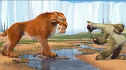 Faultier Sid ist f&uuml;r den S&auml;belzahntiger Diego ein rotes Tuch. Doch Sid wei&szlig; um Diegos Geheimnis: er ist wasserscheu.    +++ Die Verwendung des sendungsbezogenen Materials ist nur mit dem Hinweis und Verlinkung auf RTL+ gestattet. +++; Faultier Sid ist f&uuml;r den S&auml;belzahntiger Diego ein rotes Tuch. Doch Sid wei&szlig; um Diegos Geheimnis: er ist wasserscheu.    +++ Die Verwendung des sendungsbezogenen Materials ist nur mit dem Hinweis und Verlinkung auf RTL+ gestattet. +++
