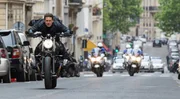 Auf der Flucht vor der franz&ouml;sischen Polizei, gibt Agent Ethan Hunt (Tom Cruise) nochmal Vollgas, um Solomon Lane wieder einholen zu k&ouml;nnen.