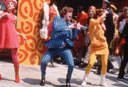 Austin Powers (Mike Myers), sexy Frauenschwarm und der wohl sch&auml;rfste Agent im Dienste Ihrer Majest&auml;t, genie&szlig;t das Leben.